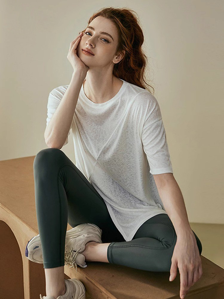 スポーツTシャツ ゆったりシルエット五分袖スポーツティーシャツ