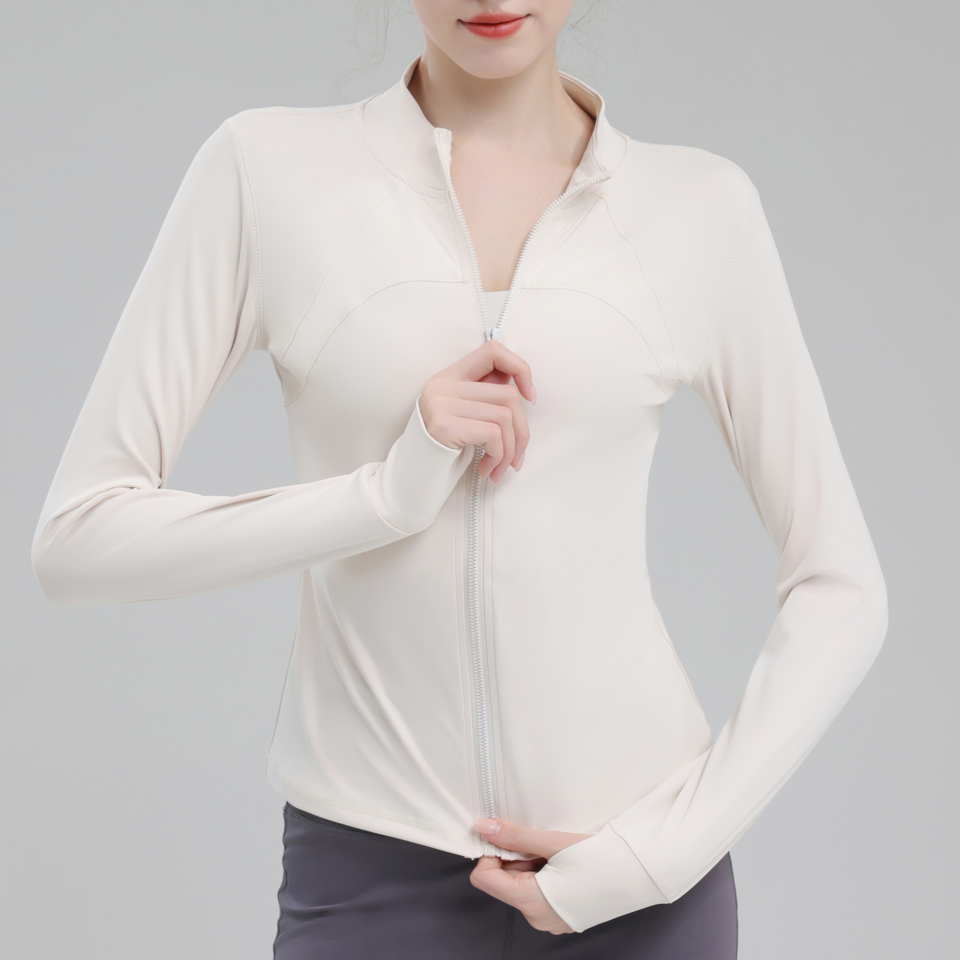 スポーツTシャツ 立体縫製ジップアップ長袖ランニングジャケット