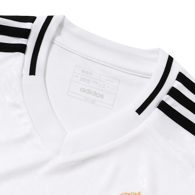 スポーツTシャツ 王者のユニフォーム