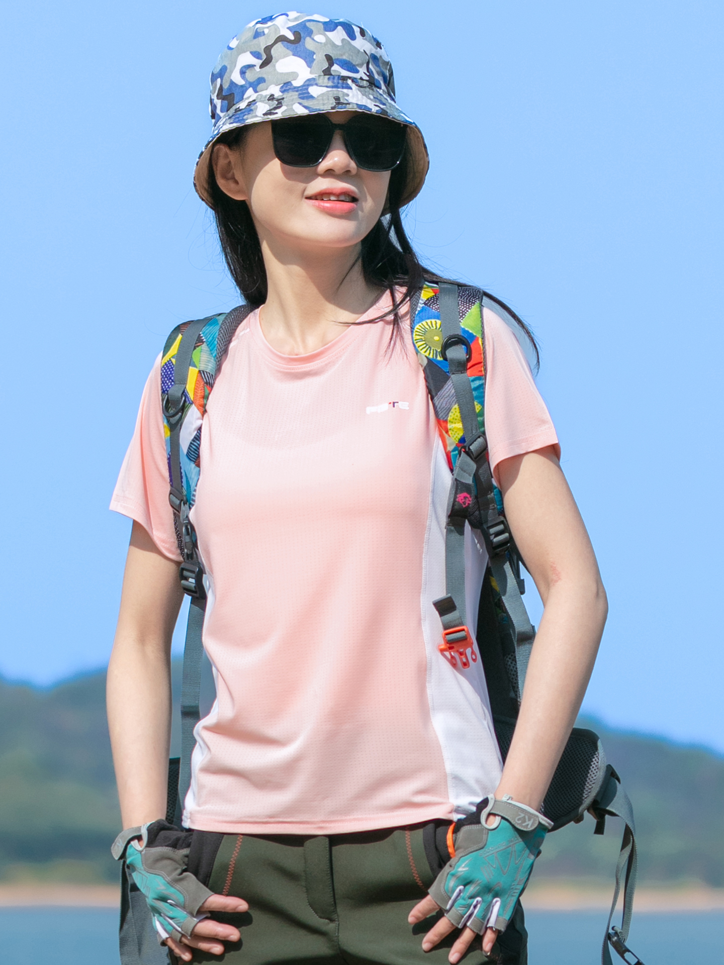 スポーツTシャツ 山岳パノラマ サイドライン速乾シャツ