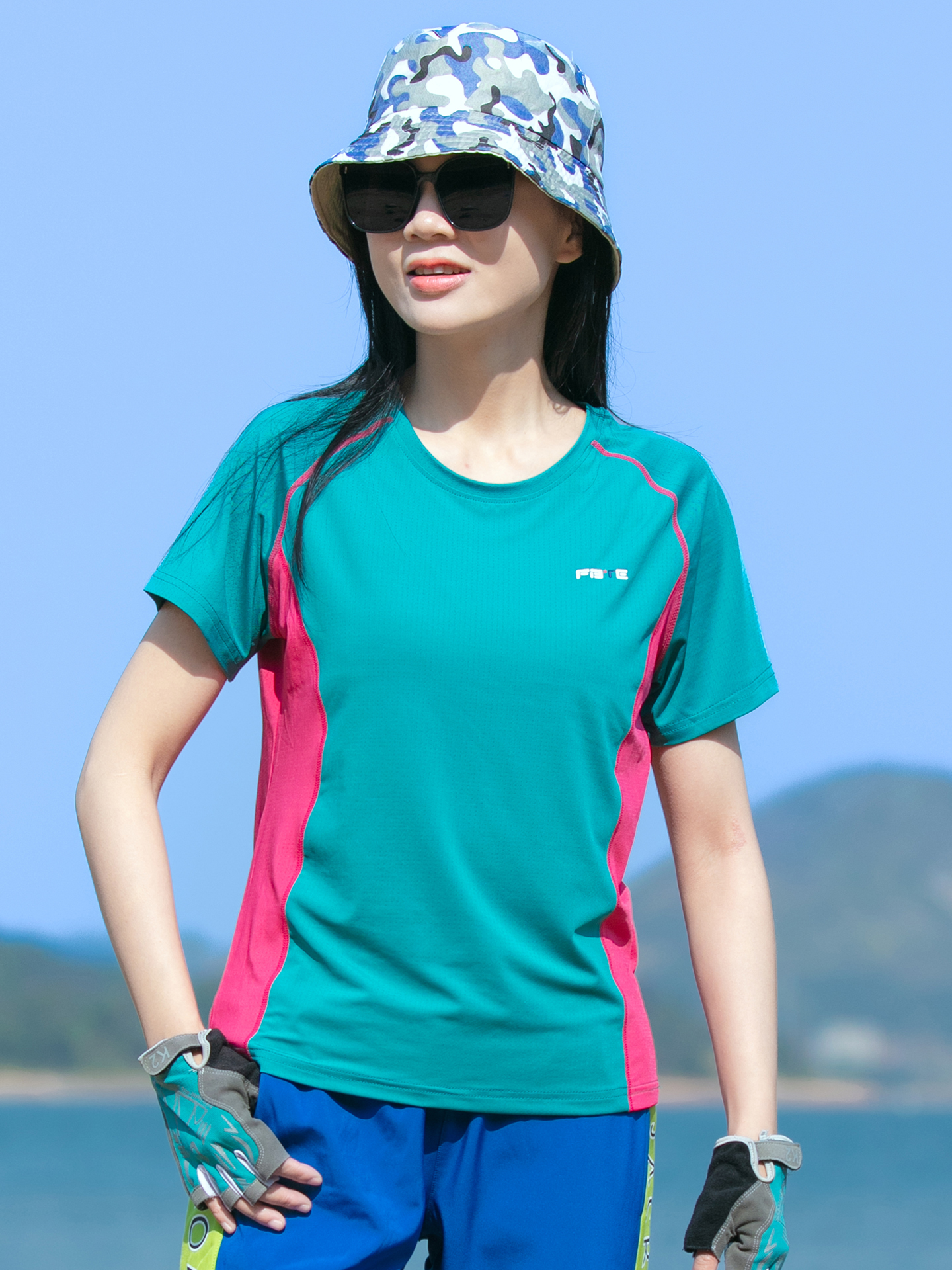 スポーツTシャツ 山岳パノラマ サイドライン速乾シャツ
