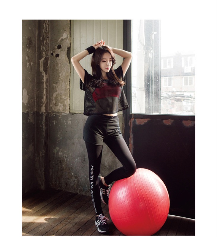 スポーツTシャツ レディース網目透け感スポーツ半袖メッシュトップス