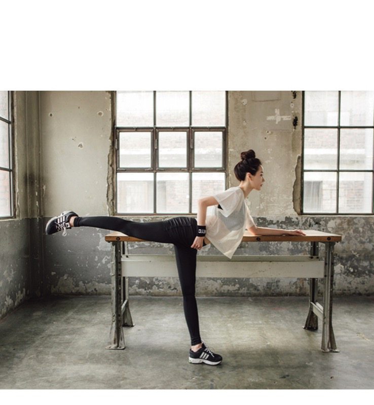 スポーツTシャツ レディース網目透け感スポーツ半袖メッシュトップス