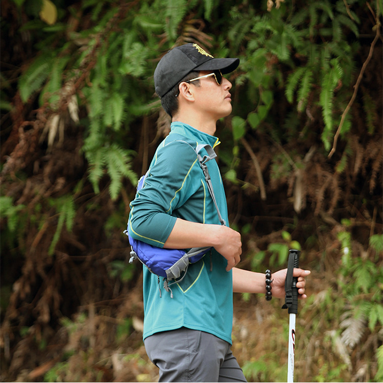 スポーツTシャツ 高機能ハーフジップ 登山トレッキング
