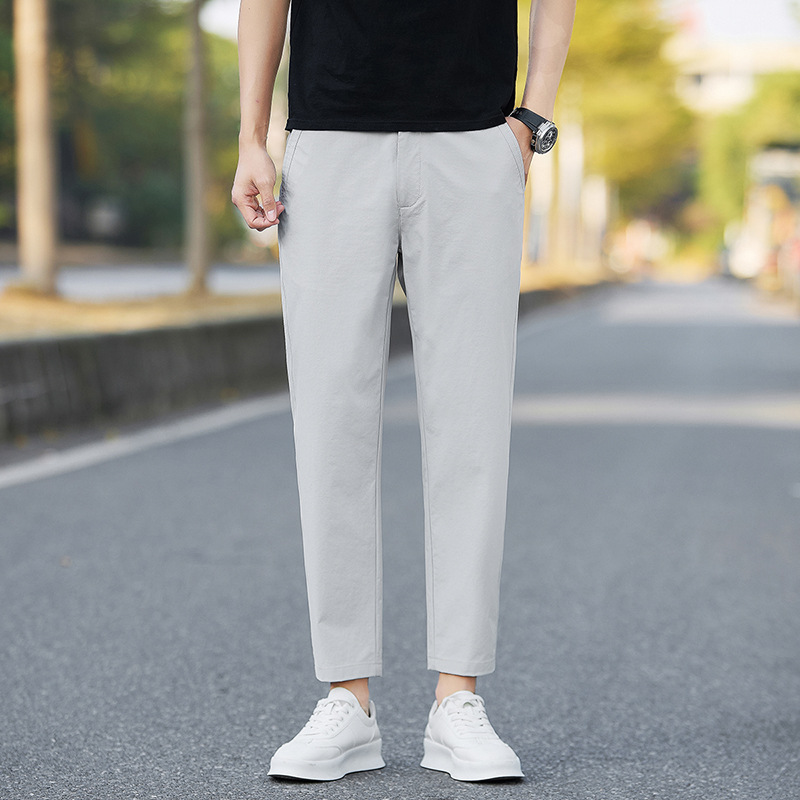 ストレッチ九分丈ストレートパンツ