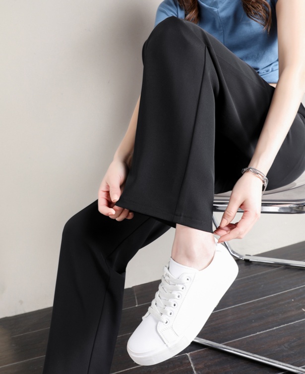 ストレートパンツ 大人のゆとりストレートスラックス