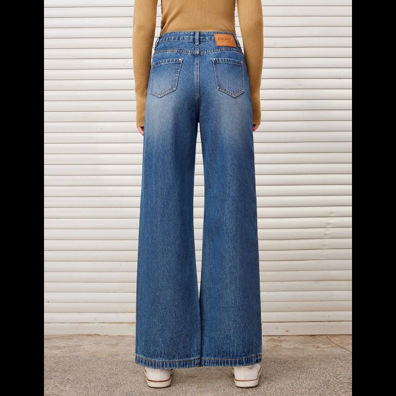 ストレートパンツ すっきりシルエット定番デニム