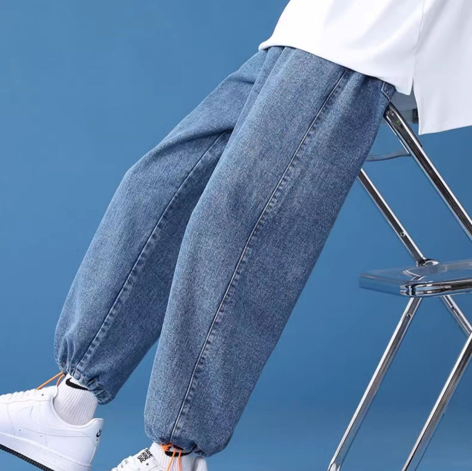 ストレートパンツ 裾絞りゆったりデニムパンツ