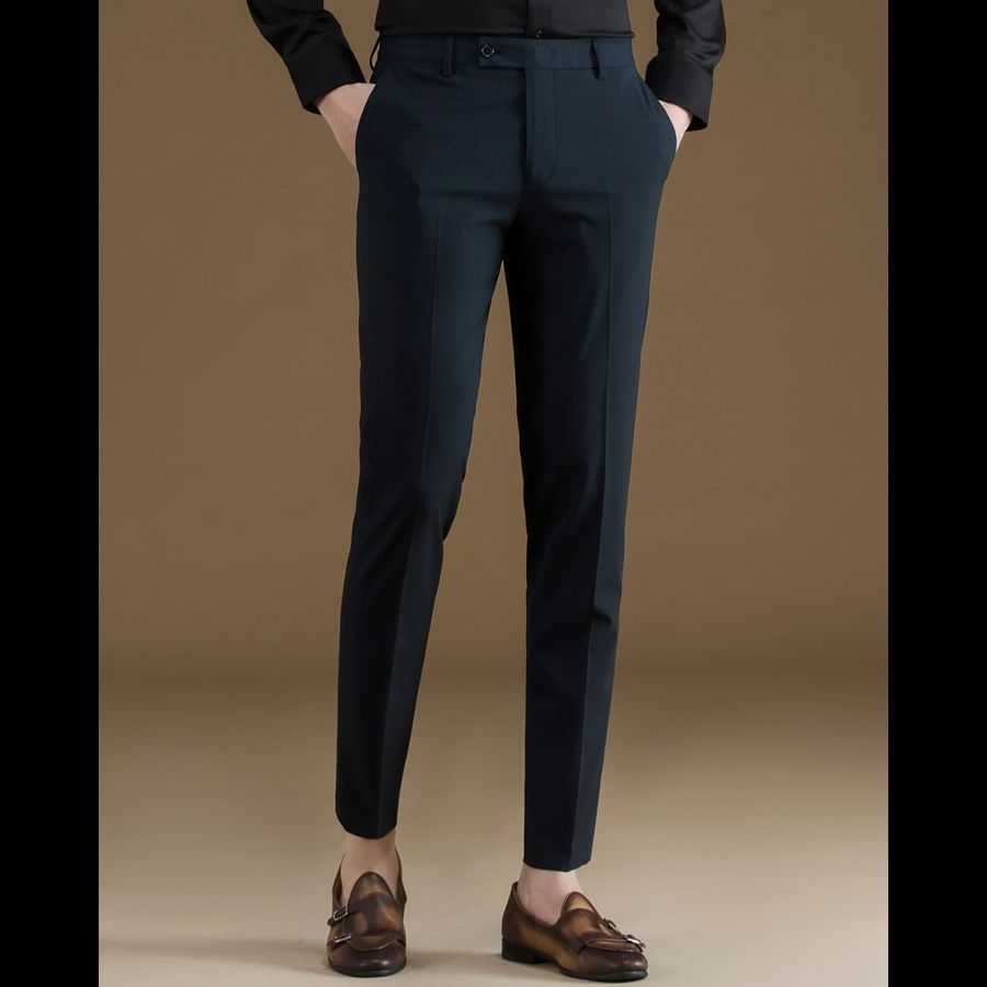 ストレートパンツ すっきり美脚ストレートスラックス