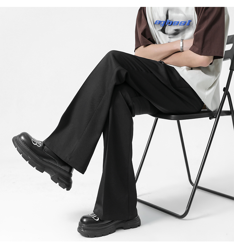 ストレートパンツ 洗練フォルムストレートスラックス