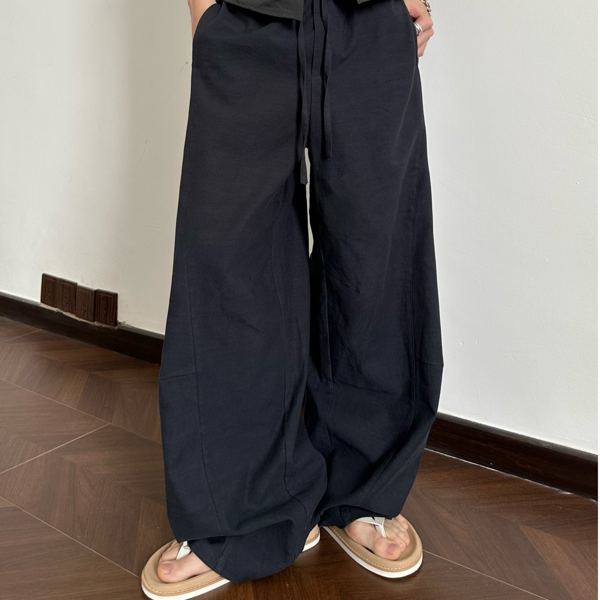 ストレートパンツ 風合い豊かな麻混ゆったりカーゴパンツ