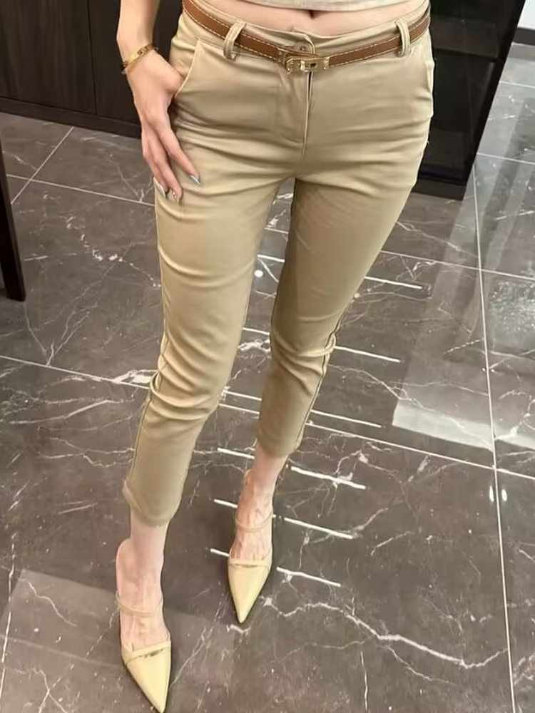 ストレートパンツ すっきりシルエット美脚スラックス