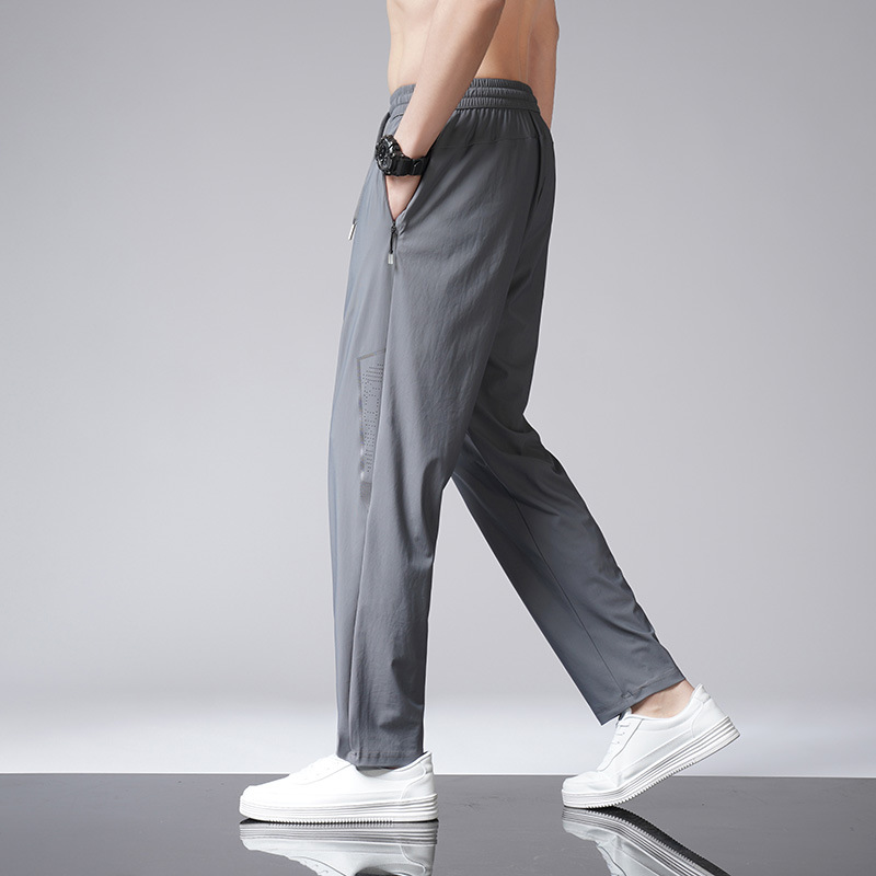 ストレートパンツ ストレートシルエット速乾ストレッチパンツ