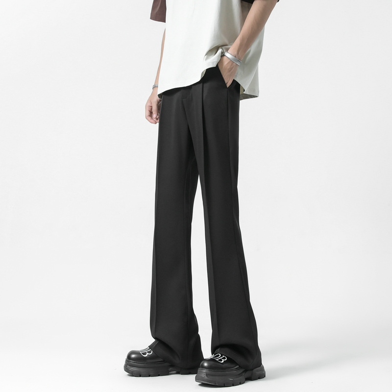 ストレートパンツ 洗練フォルムストレートスラックス