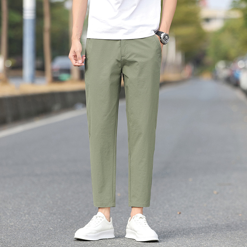 ストレッチ九分丈ストレートパンツ