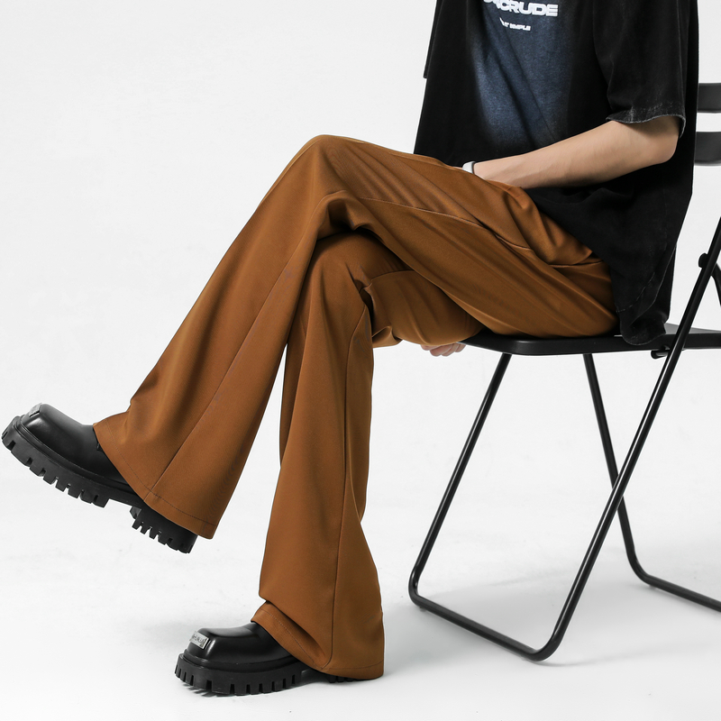 ストレートパンツ 洗練フォルムストレートスラックス