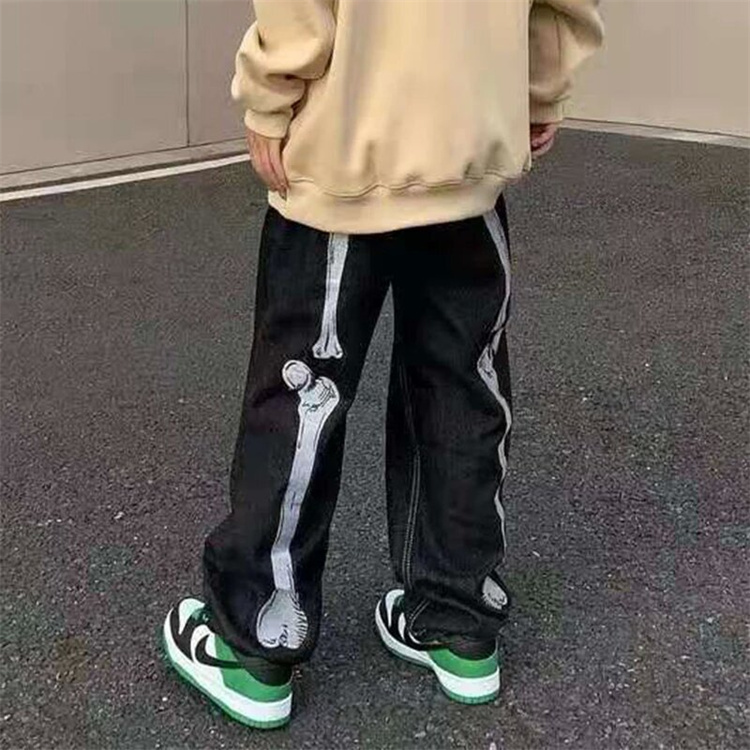 骨格刺繍ダークデニム メンズストレートパンツ