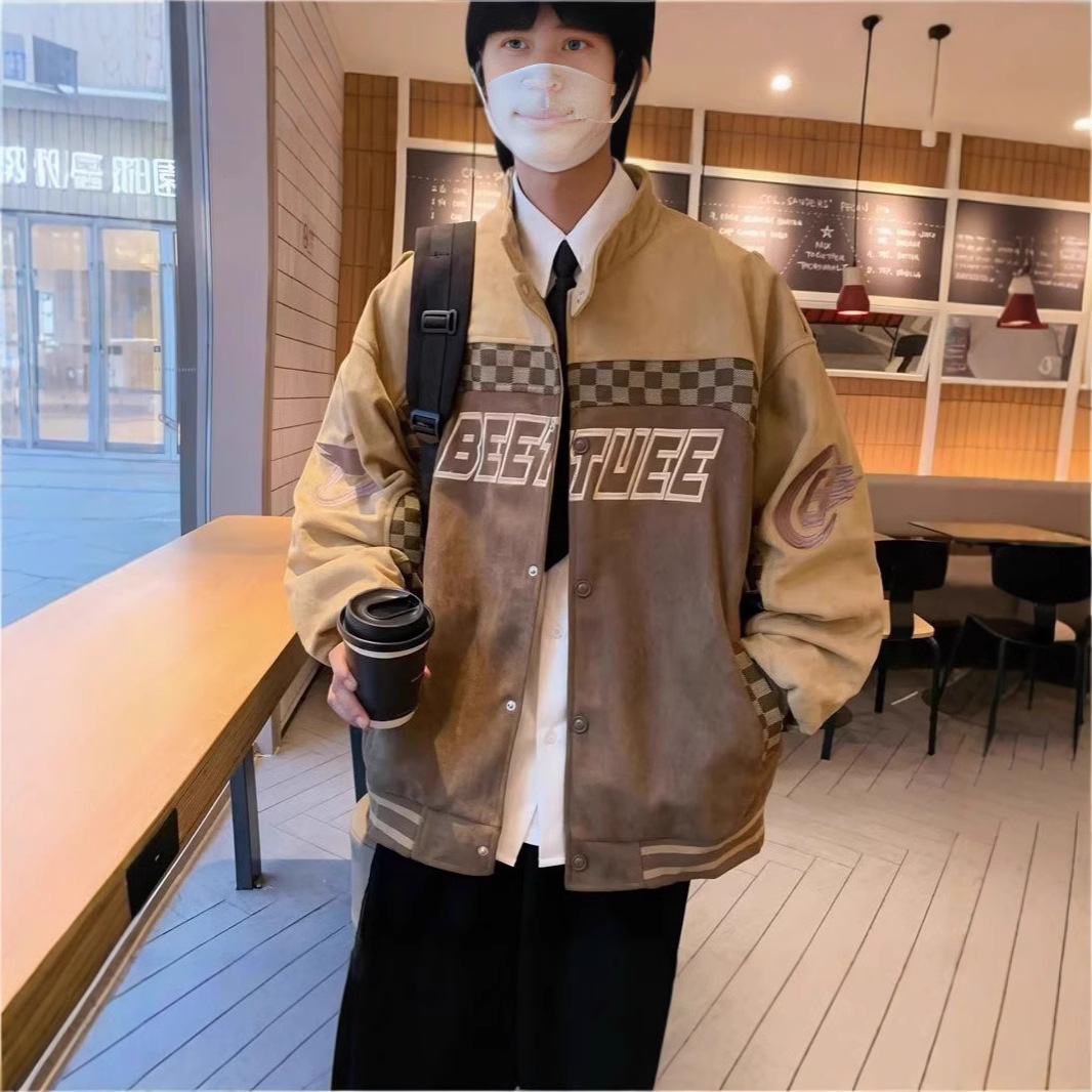 スタジャン 市松模様と袖刺繍がアクセントのスタジャン　茶色