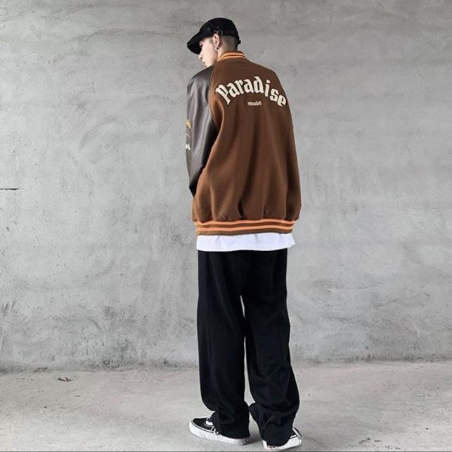 スタジャン 袖切替ワッペン付き茶色ベーススタジアムジャンパー