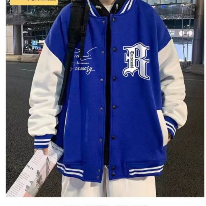 スタジャン カレッジ風ワッペン付きスタジアムジャンパー　青