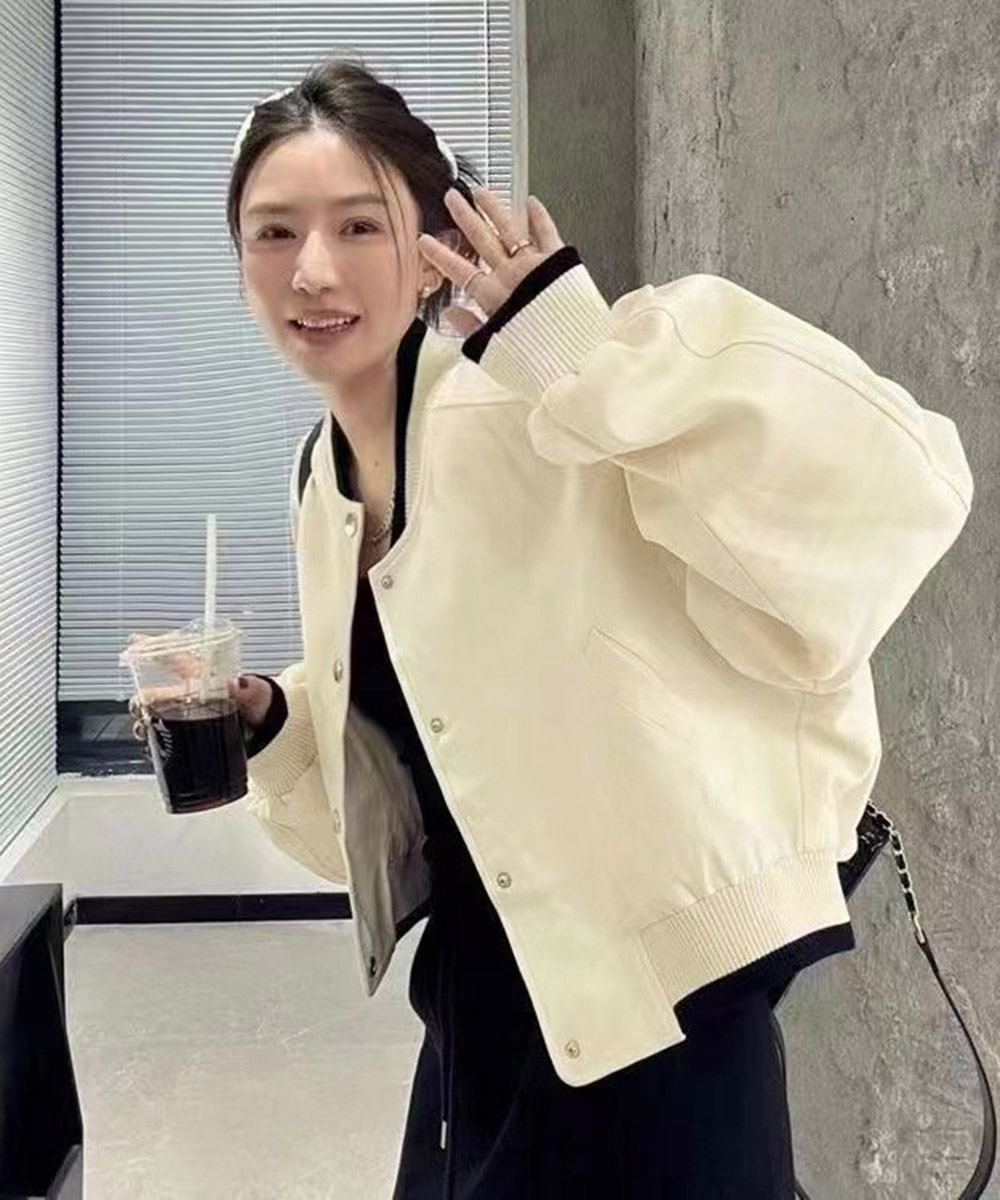 韓国風ショート丈スタジャン女性用軽量ブルゾン