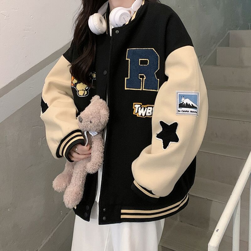 スタジャン ワッペン付きレトロ学院風ジャケット