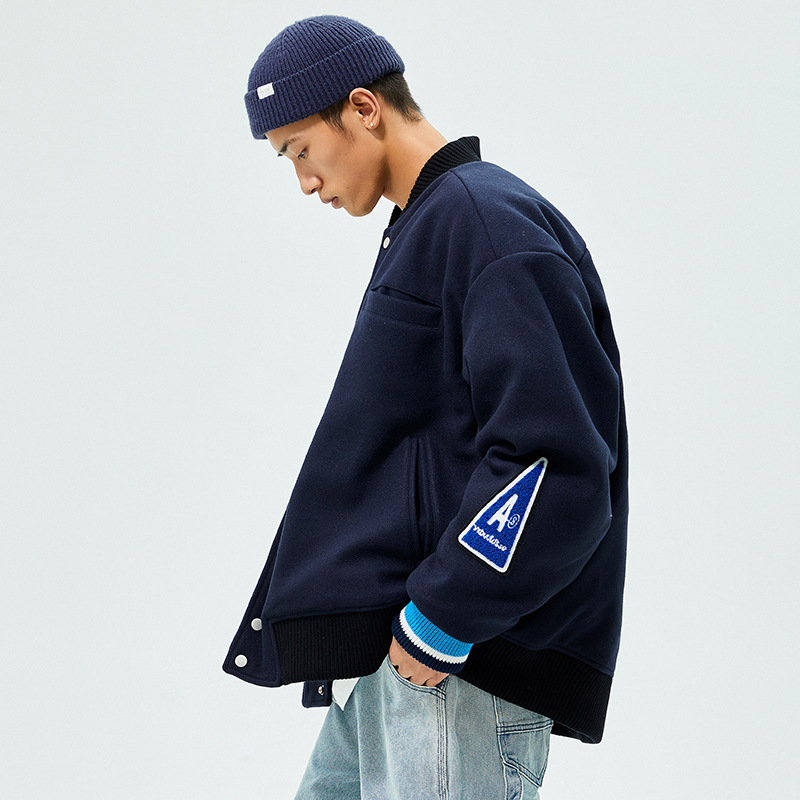 刺繍ワッペン付きスタジャン男女兼用ネイビー秋冬