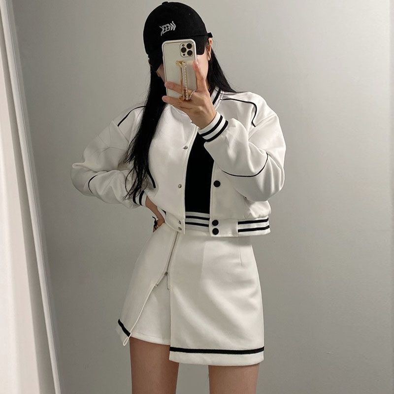 https://fulmo-img-server.com/stajans/b65a24b4-c404-4586-99c4-757c1b6a89a6.jpg