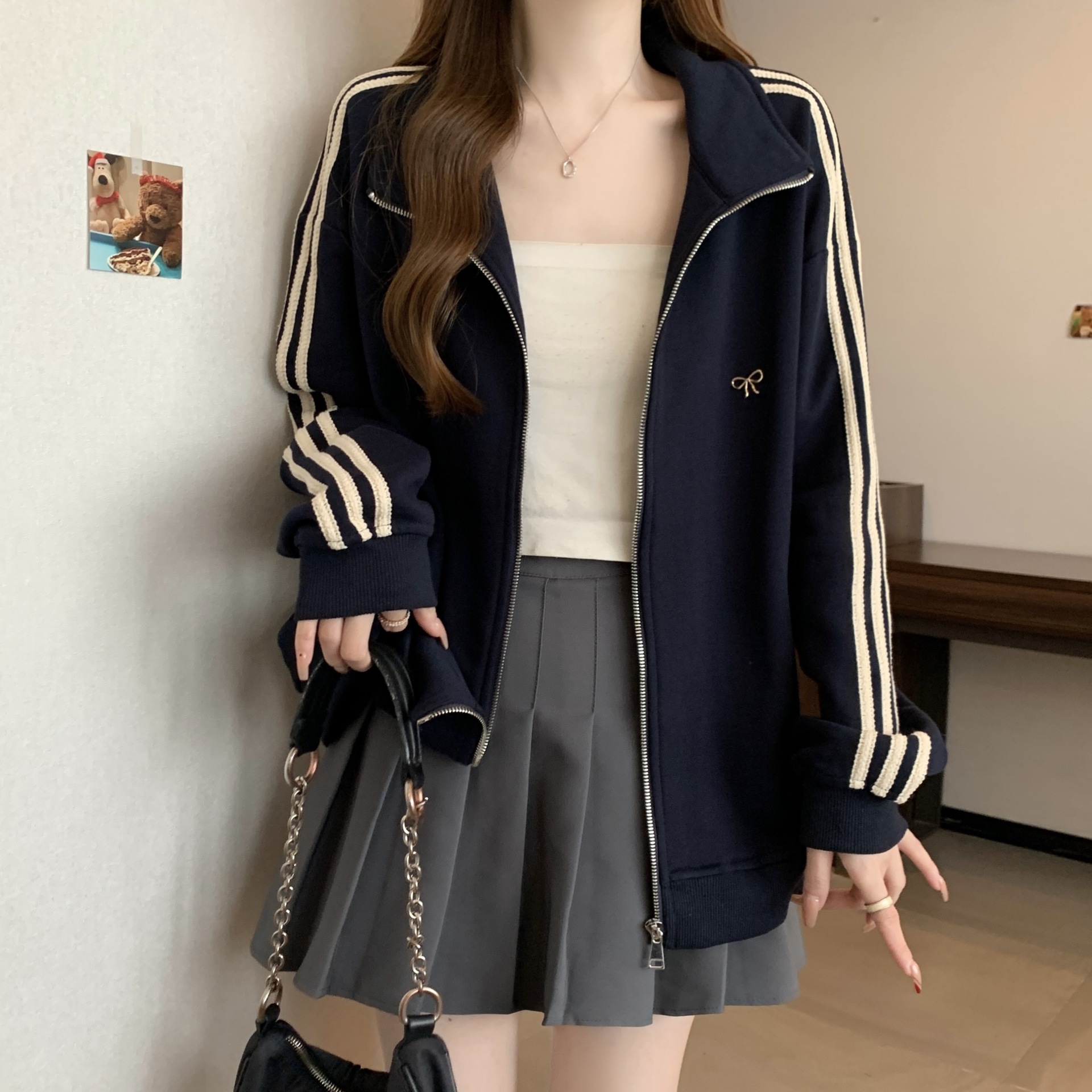 https://fulmo-img-server.com/stajans/dbd3a2a3-4c51-4a11-97f2-fa80f1ff9434.jpg