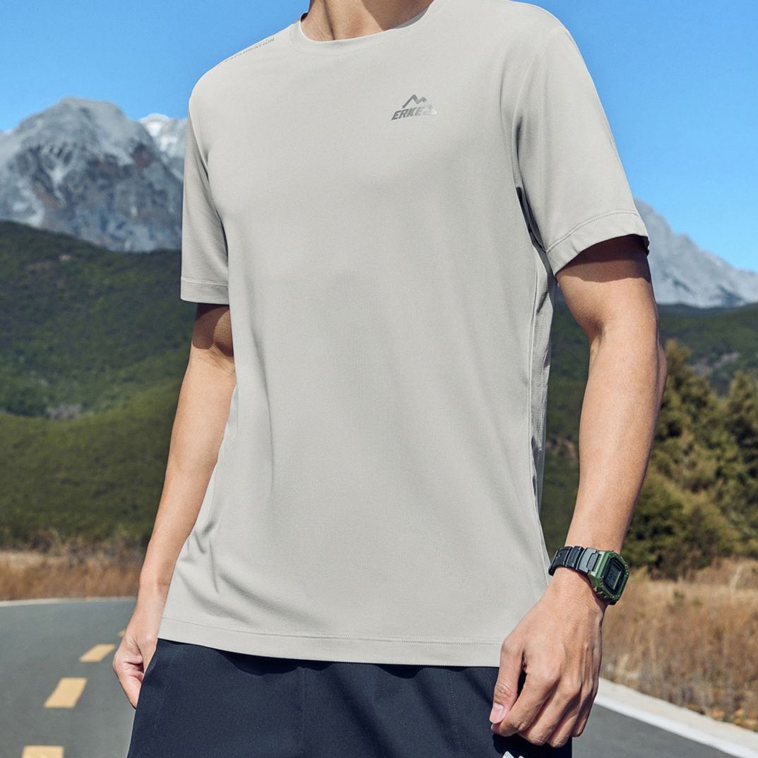 メンズスポーツウェア アウトドア対応速乾Tシャツ