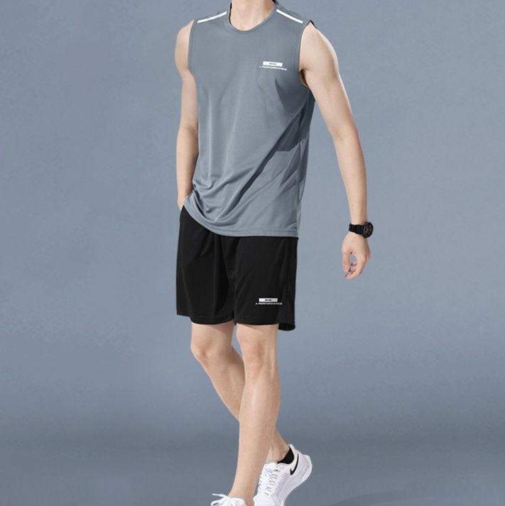 メンズスポーツウェア スタイリッシュ速乾トレーニングセット
