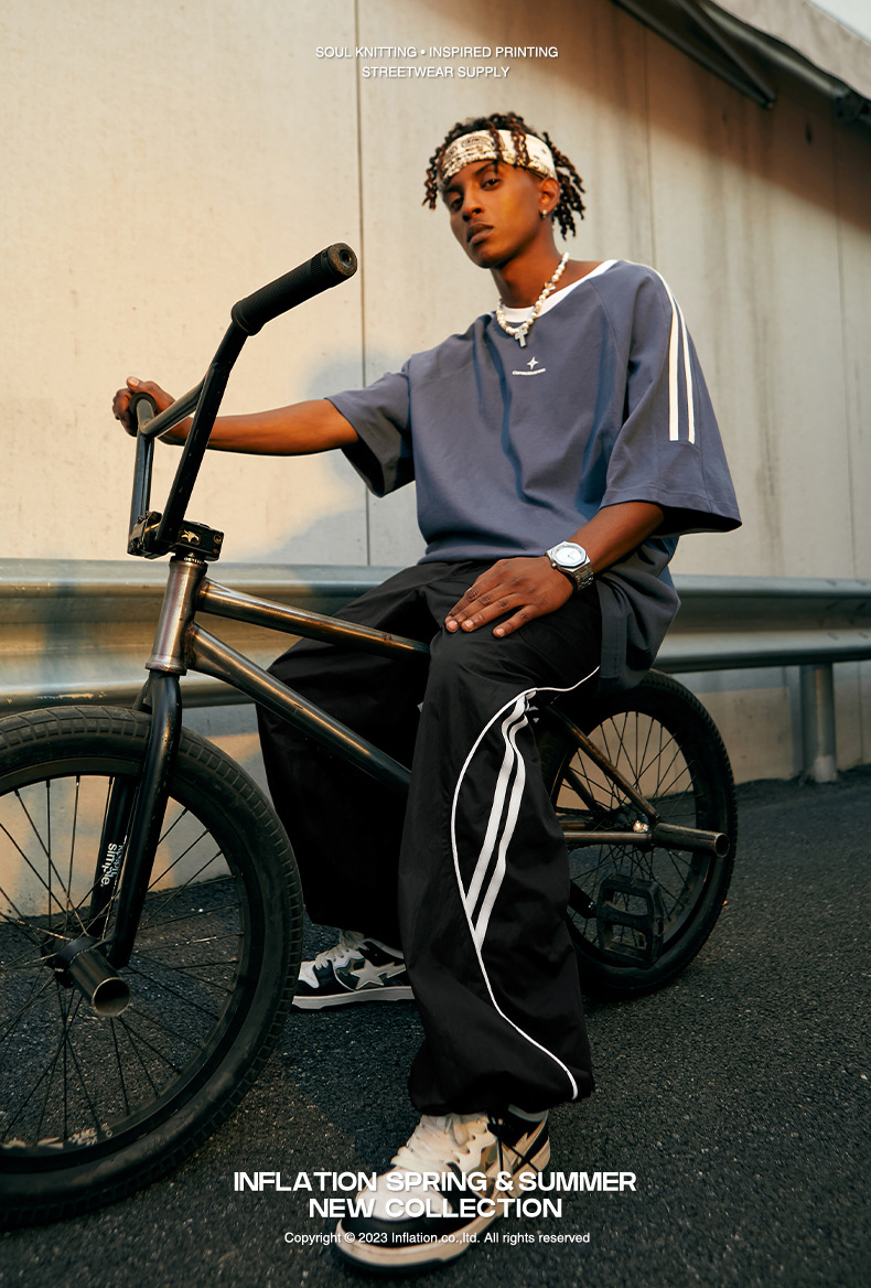 メンズスポーツウェア 男性用スポーツ風ワイド緩め裾ズボン 街系秋冬新作