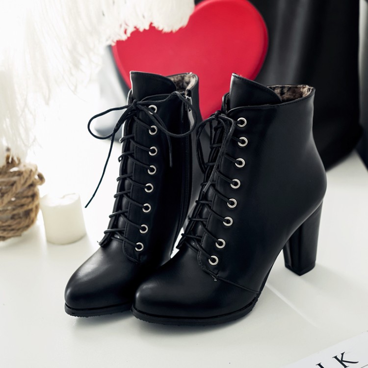 https://fulmo-img-server.com/stepchic/0ebbd6f3-0242-4687-b89b-16c8ec8ac14d.jpg