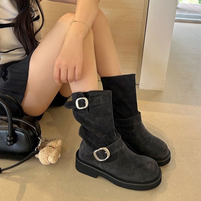 ショートブーツ 金属バックル付きサイドジップショートブーツ