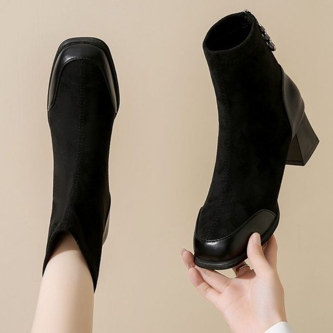 ショートブーツ 上品な太めヒール本革ショートブーツ