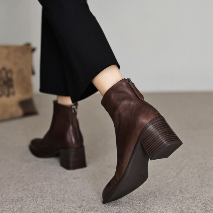 ショートブーツ 本革太めヒールショートブーツ