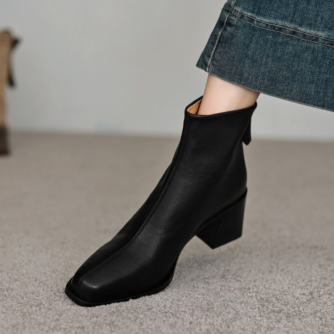 ショートブーツ 本革太めヒールショートブーツ