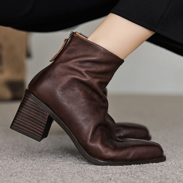 ショートブーツ 本革太めヒールショートブーツ