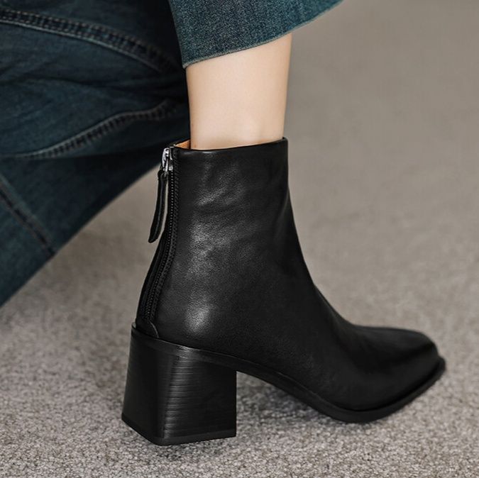 ショートブーツ 本革太めヒールショートブーツ
