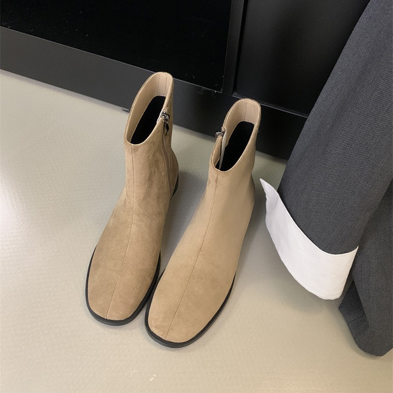 https://fulmo-img-server.com/stepchic/17ef0daa-2755-44de-94e2-58ccb29c700d.jpg