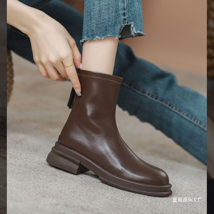https://fulmo-img-server.com/stepchic/1b814912-4f8d-4afa-af50-c4bb6e93b3c5.jpg
