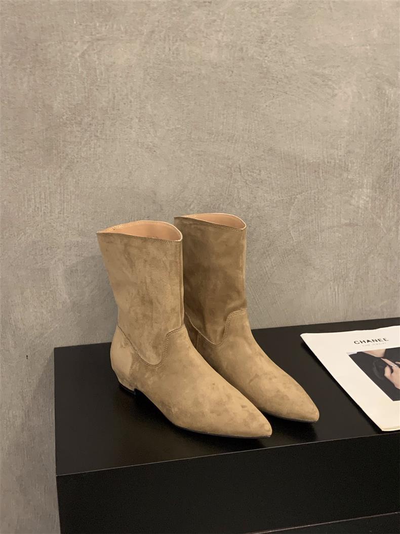 https://fulmo-img-server.com/stepchic/2b46fb4d-7ac8-4a77-afb9-0abc61864800.jpg