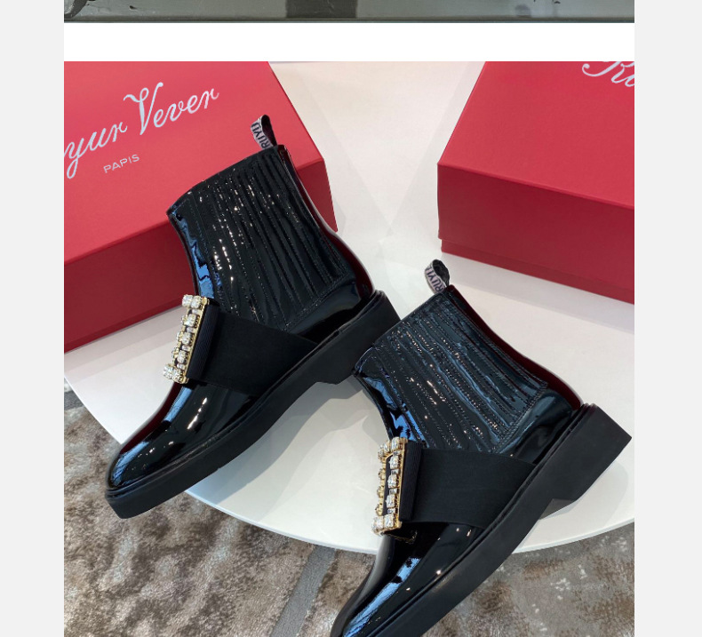 https://fulmo-img-server.com/stepchic/2f338066-fdc1-42ef-a6e7-316818b83c84.jpg