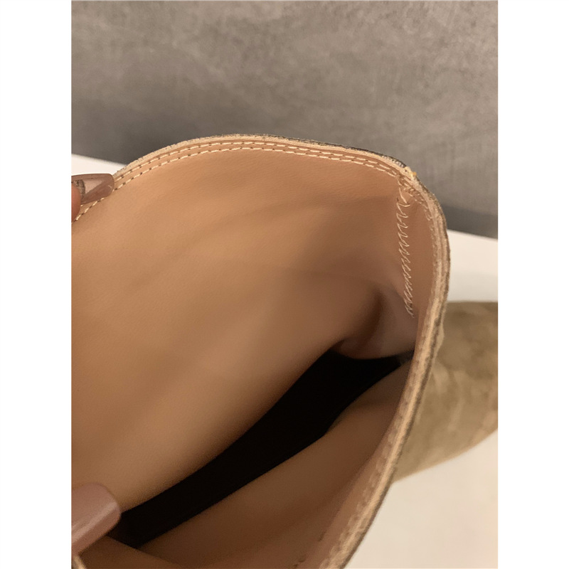 https://fulmo-img-server.com/stepchic/30f21bb8-c2f7-4512-9f03-fe9ef70f351e.jpg