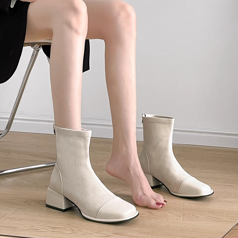 https://fulmo-img-server.com/stepchic/3195d11e-3eb8-410e-b9d0-91e9668ea071.jpg