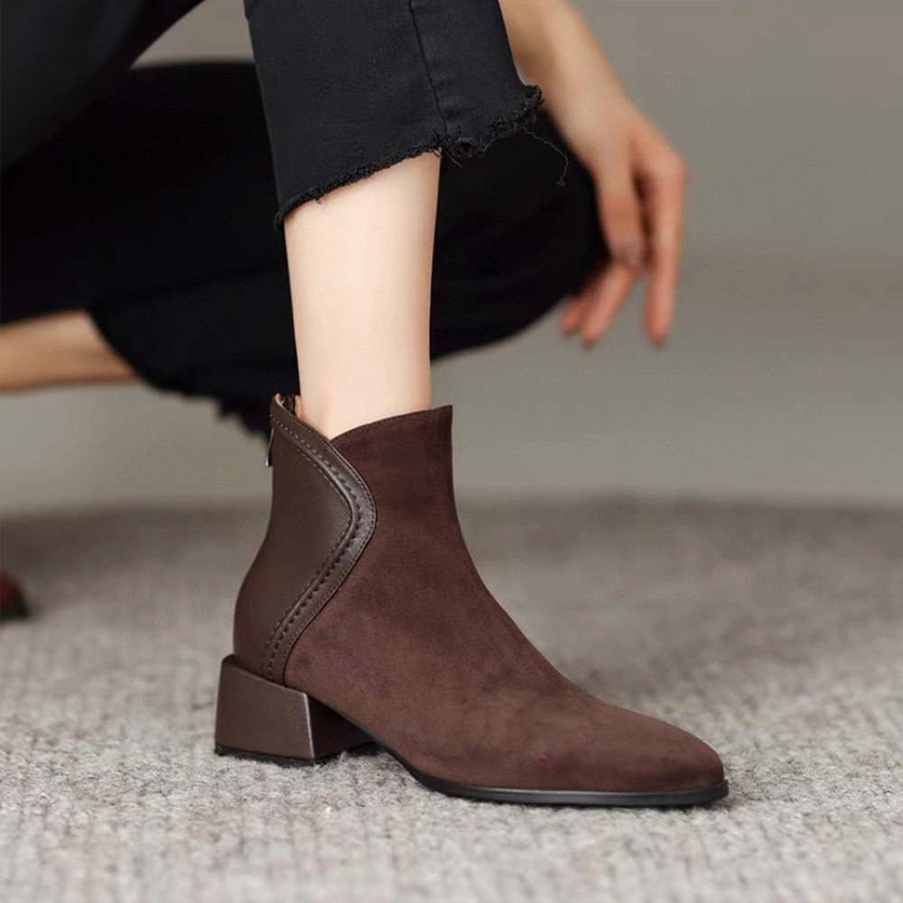 https://fulmo-img-server.com/stepchic/383c7aab-af00-44f8-9358-347fa6a6e5ab.jpg