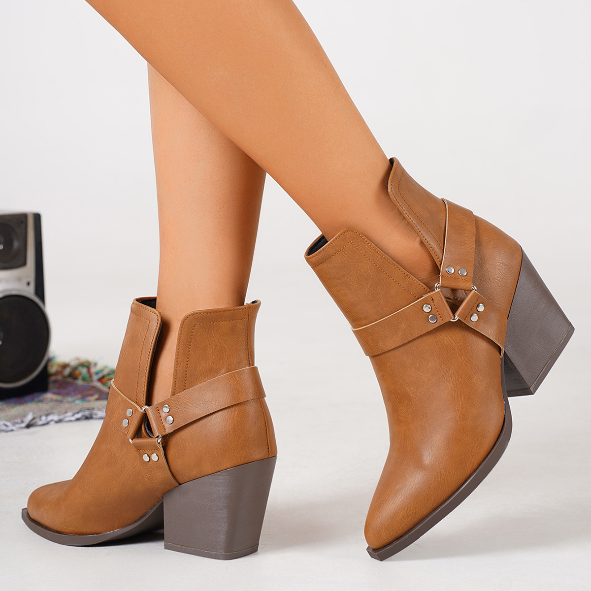 https://fulmo-img-server.com/stepchic/432ef268-0fd9-445f-8a56-7c6b168db393.jpg