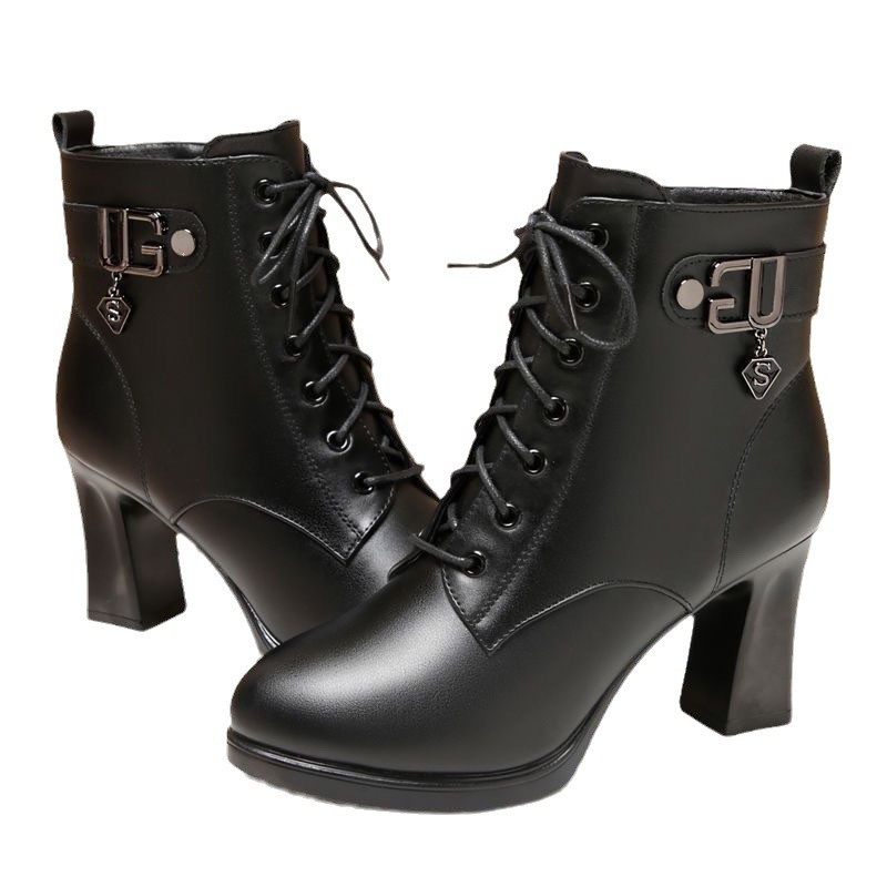 https://fulmo-img-server.com/stepchic/5156b610-fe73-4510-965d-6c854e19f6c4.jpg