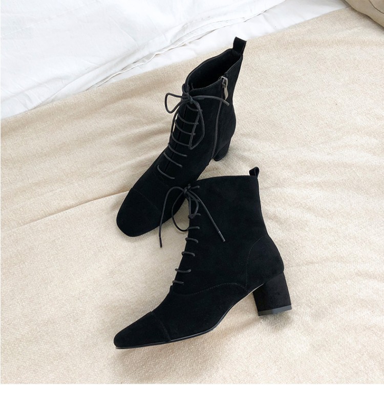 https://fulmo-img-server.com/stepchic/6b097d82-3141-48d2-8238-d9f516d036d9.jpg