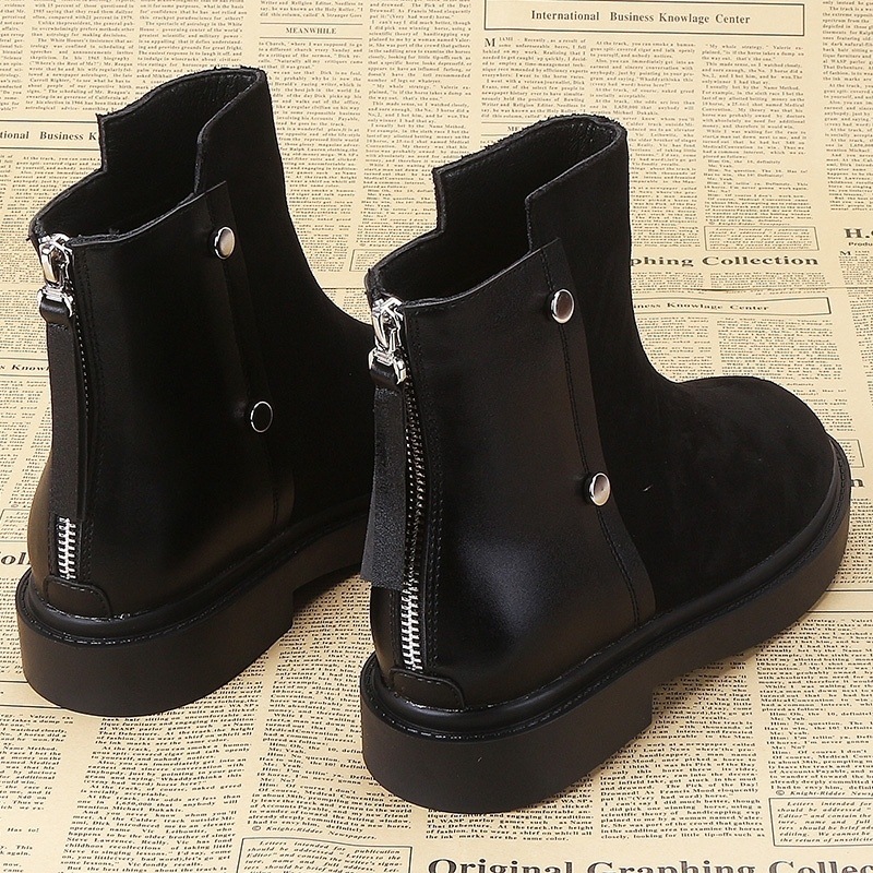 ショートブーツ サイドファスナー装飾金具付き本革ショートブーツ